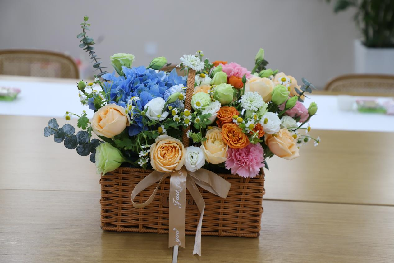 最是书香能致远  ——大连市甘井子区人民检察院开展“世界读书日”系列活动